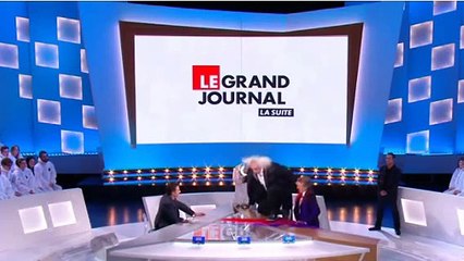 Chaos sur le plateau du grand journal