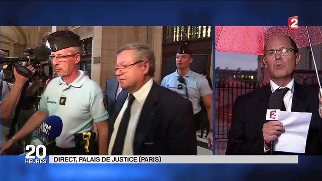 Procès Cahuzac : trois ans de prison ferme requis contre l'ex-ministre