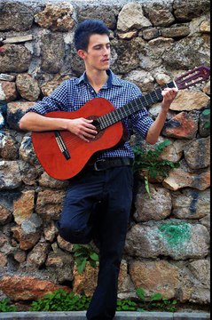 Evren -Sevdan Bir Ateş ( Close Room Guitar )