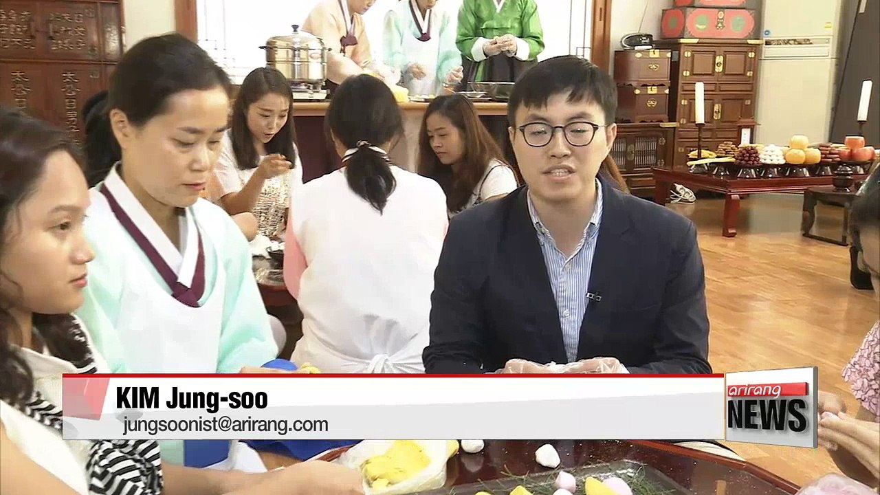 Multicultural families experience Chuseok customsMulticultural families experience Chuseok customs