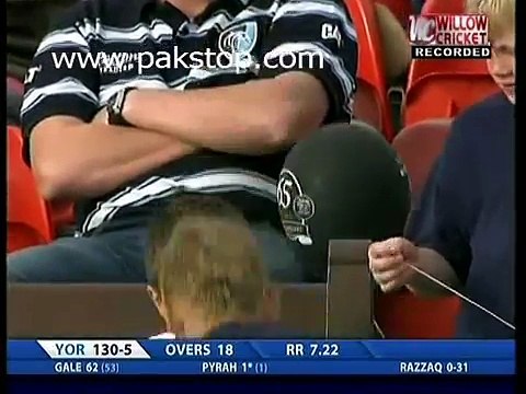 Abdul Razzaq Brilliant Slower Ball Wicket vs Yorkshir