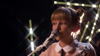 Grace VanderWaal  - Light the sky