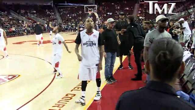 Chris en fuerte discusion llaman a la policia duarte partido de basket