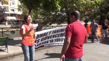 Eskişehir Pankart Açan Öğretmen ile Araştırma Görevlisi Gözaltına Alındı