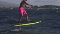 Surfer sans toucher l'eau sous la planche ! Kai Lenny