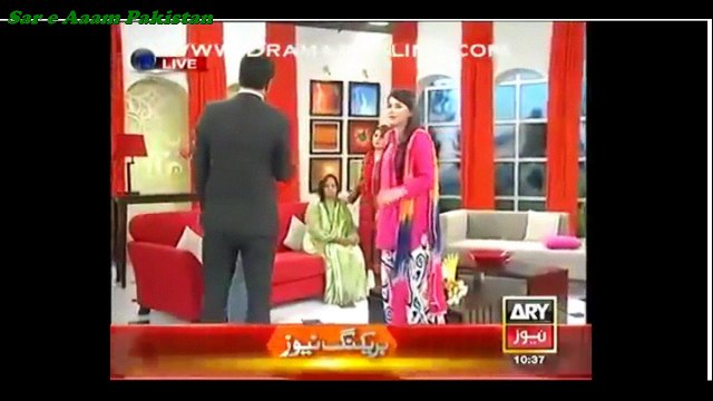 Sanam baloch k live morning show mn host k sath larai or wo show chord kr chla gya