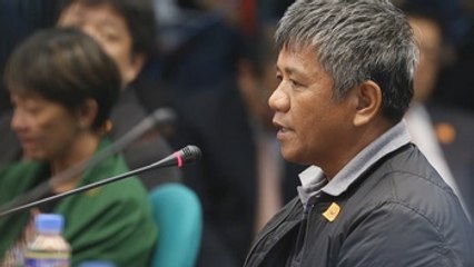Un exsicario acusa a Duterte en el Senado de ordenar asesinatos y atentados