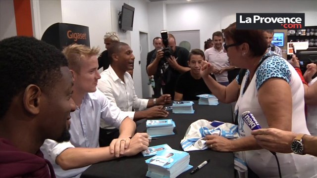 OM : Passi et trois joueurs en dédicaces aux Terrasses du Port