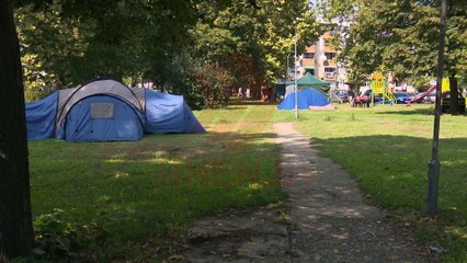 Qetësohen lëkundjet në Shkup, disa banorë ende qëndrojnë në tenda