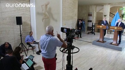 دي ميستورا يناشد دمشق منح التراخيص والضمانات لعبور المساعدات الإنسانية إلى حلب