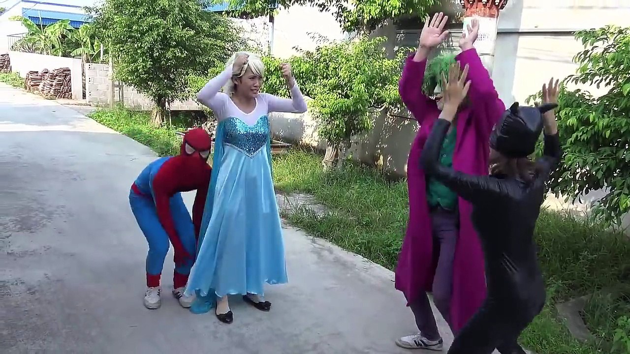 When Elsa vs Catwomen get mad Spiderman vs Joker Doctor Superheroes fun-ypa9kyU6aZs