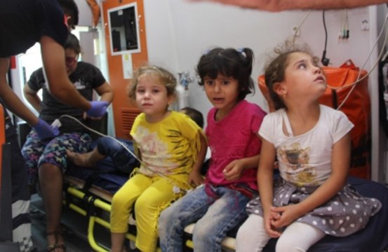 Elektrik Trafosu Patladı: 11 Kişi Dumandan Etkilendi