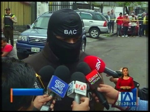 Detienen a una banda de sacapintas en Quito