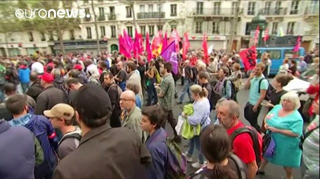 French unions stage last-ditch street protests against new labour law