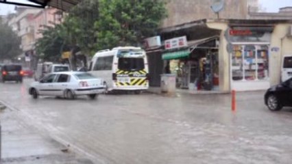 Gaziantep İslahiye?de Sağanak Yağmur Etkili Oldu