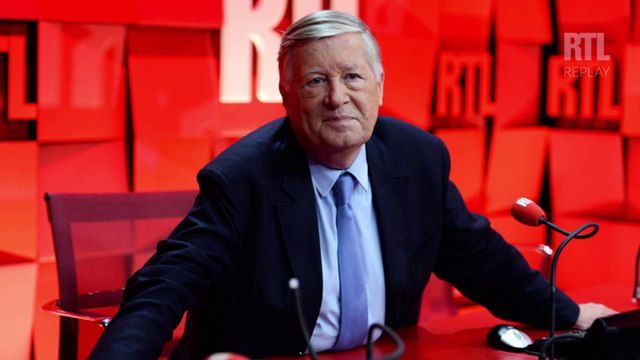 Avec son entretien au Monde, François Hollande cherche quelque chose qui le distingue des autres acteurs politiques , analyse Alain Duhamel