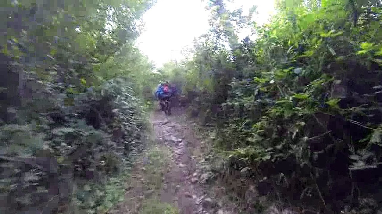 GOPR4973 1 Samedi Matin - Single qui monte aussi [DIVX 480p]