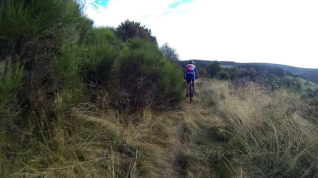 GOPR5219 3 Dimanche Matin - Single dans les roues d'alain [DIVX 480p]