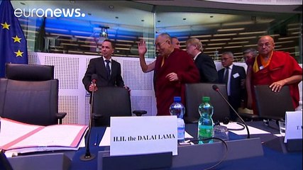 Il Dalai Lama a Strasburgo: no all'indipendenza del Tibet