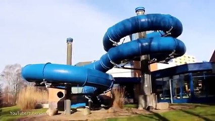 Tobogán acuático "Agujero Negro"