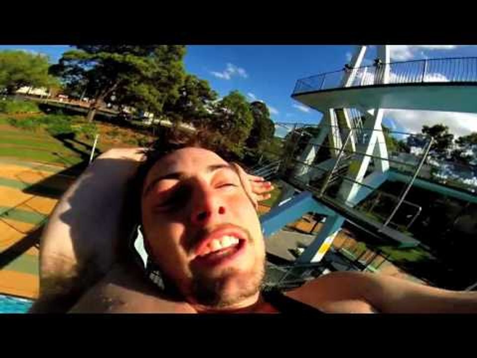 Australian Divers Show Off Their Moves With a GoPro