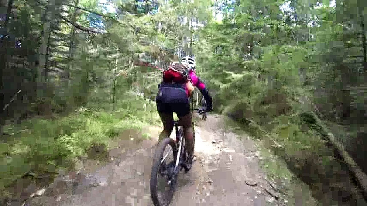 GOPR5338 4 dimanche  Apm - derrière JM, pousses toi mdame [DIVX 480p]