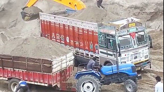 Sonalika 750 struggling