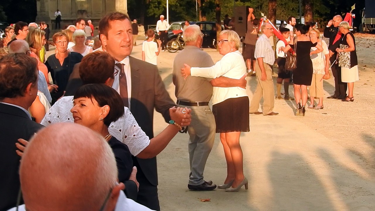 INAUGURATION DU KIOSQUE A VESOUL : ENTREZ DANS LA DANSE
