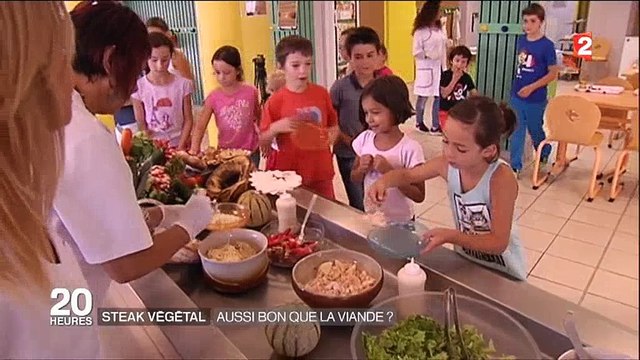 Une cantine expérimente les steak végétaux pour les élèves - Regardez
