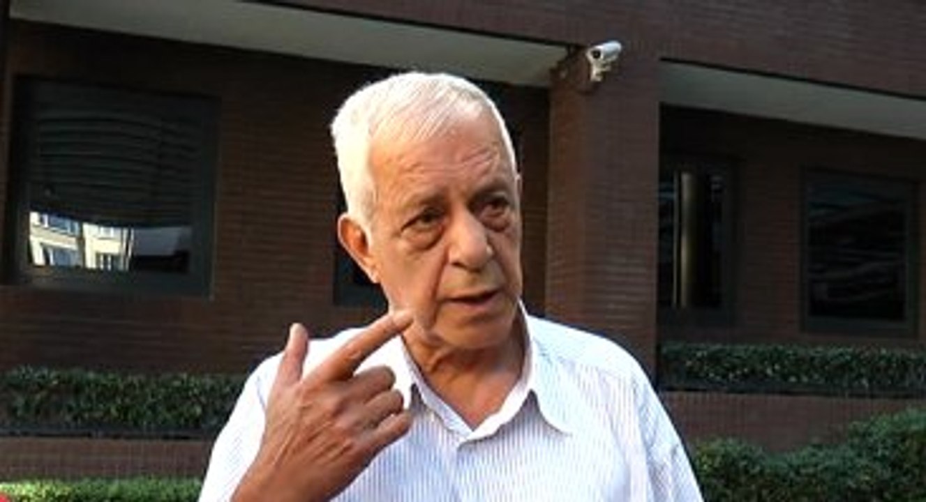Tarık Akan'ın Ağabeyi Çok Kızdı: Komünistleri Sevmem