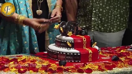 SABANA AZMI BIRTHDAY CELEBRATION ON THE SET OF AMMA WITH ASHMIT PATEL