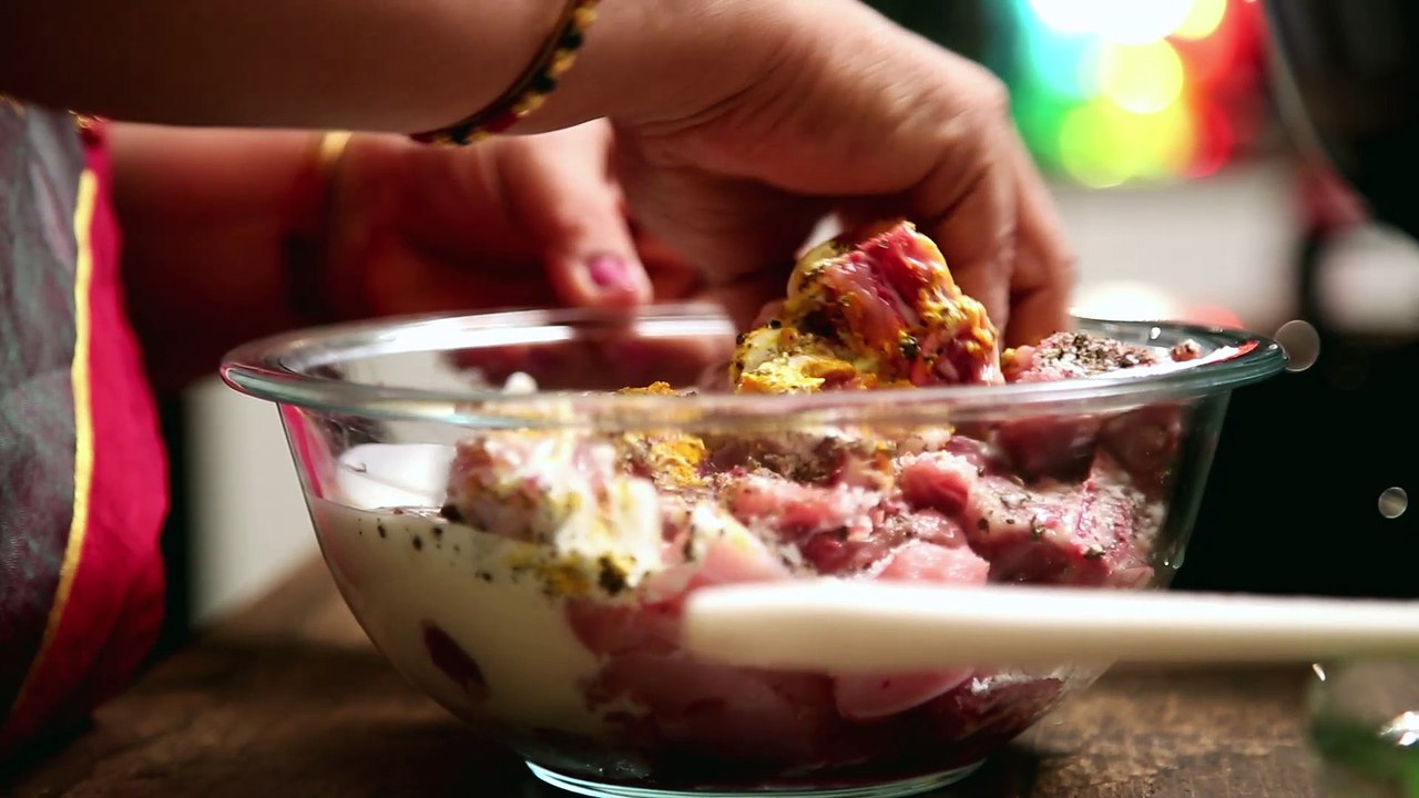 Chicken Kali Mirch | Restaurant Style Murg Kali Miri | Indian Recipe by Archana in Marathi