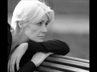 Sur Arte le 23 septembre 2016 Françoise Hardy révèle les dessous d'une chanson qu'elle a écrite pour aider son fils  malade.