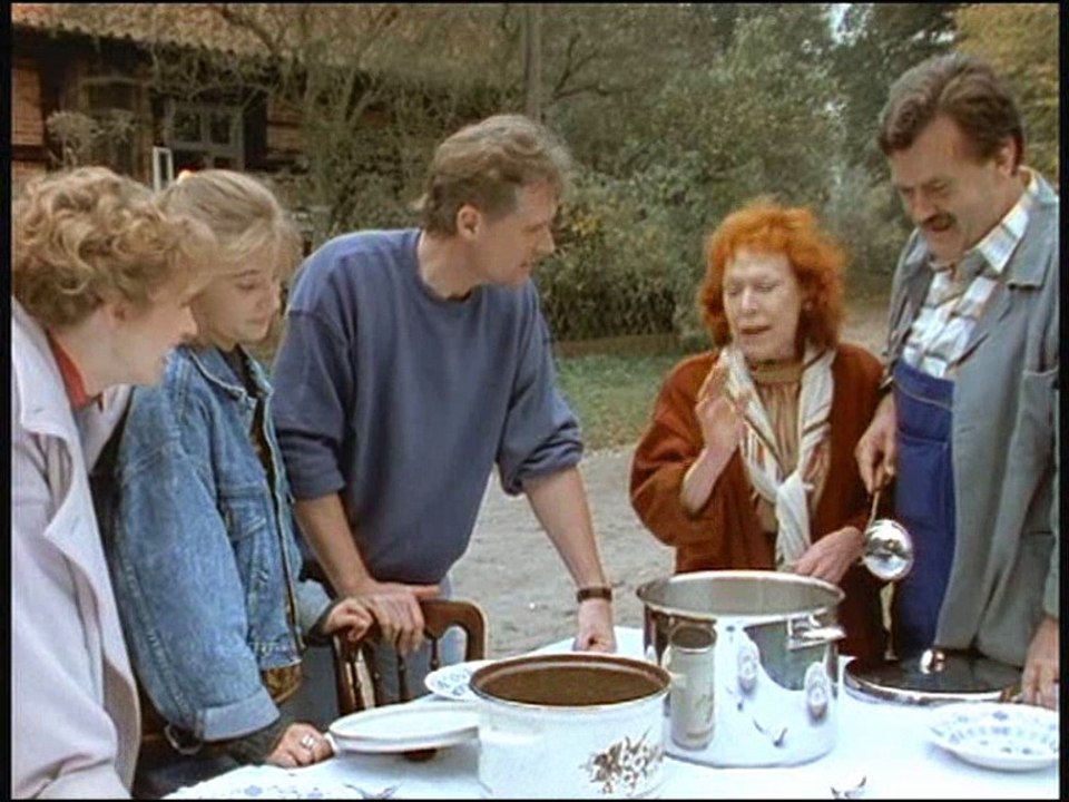 Unser Lehrer Dr. Specht - Tierliebe