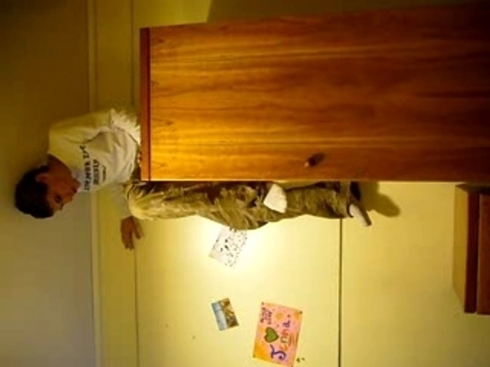 Rozinou Sur L'armoire