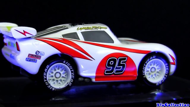 Cars 2 Kabuki Lightning McQueen Diecast from Tomica Takara Tomy Disney Pixar review Blucollection