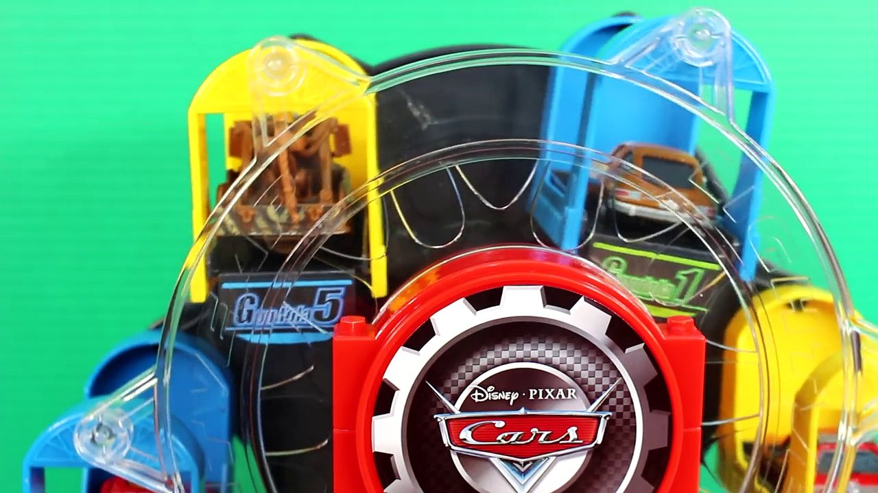 Disney Pixar Cars Lightning McQueen Mater Sally Go On Ferris Wheel Sheriff Brings Lemons To Jail