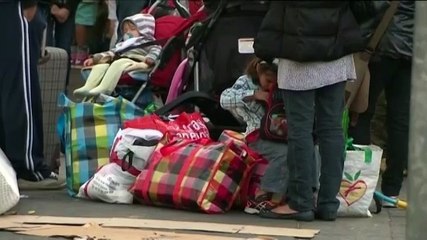 Plus de 2 000 migrants évacués d'un camp dans le nord de Paris