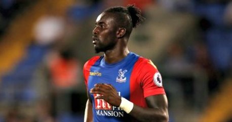 Trafik Kazası Geçiren Souare, Sahalardan Uzun Süre Uzak Kalacak