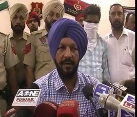 School Girl's allegations on AAP Leader (1)