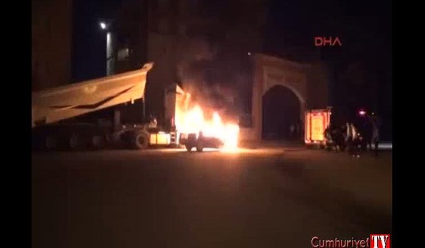 45 dakika içerisinde 5'i kundaklama 7 araç yandı