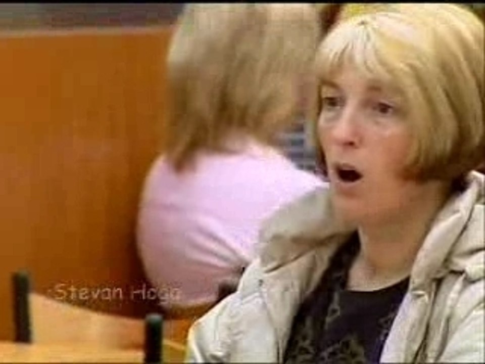 Crazy-Waitress