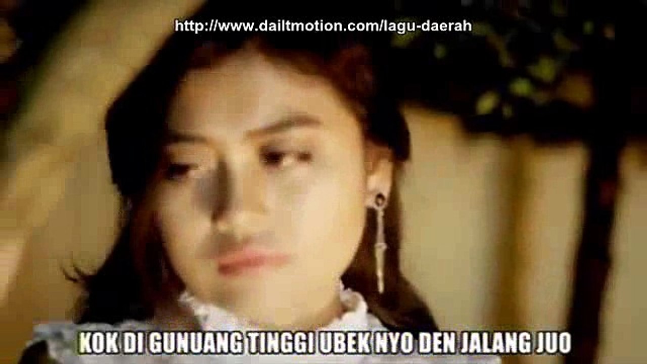 Lagu Daerah Minang - ENO VIOLA - Aia Mandi Tujuh Ramuan