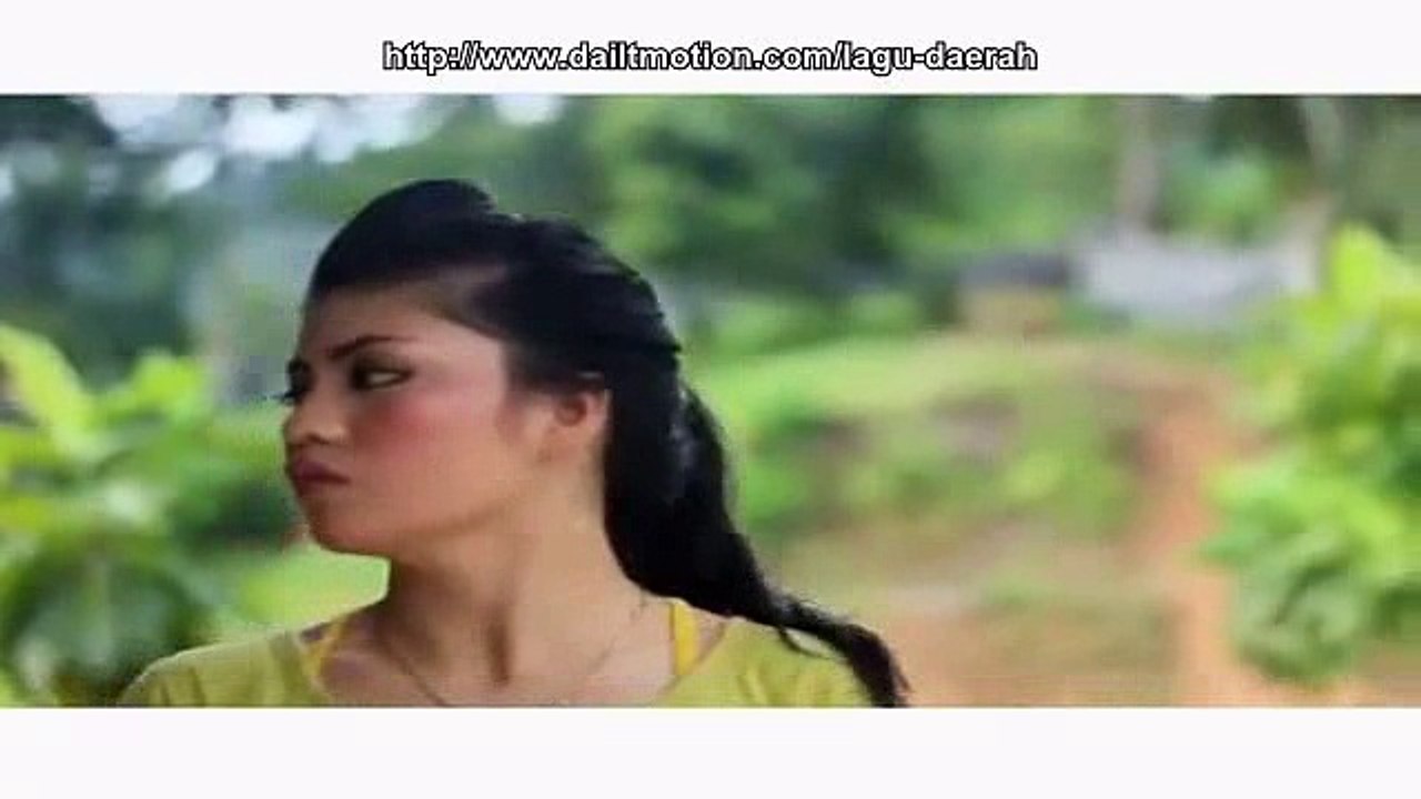 Lagu Daerah Minang - ENO VIOLA - Salah Bacinto