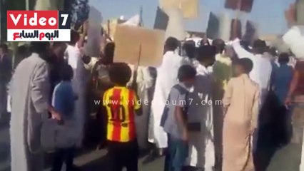 ليبيون يتظاهرون فى الزنتان والرجبان دعما للجيش الوطنى