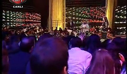 Sabahat Akkiraz - Çeke Çeke (Ferhat Göçer)