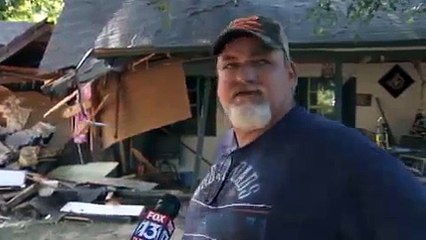 Man Sloopt Huis Buren Met Bulldozer Na Ruzie