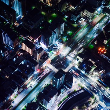 In The City - Hiphop music that reminds you of a positive and clean version of Kanye West, Drake, The WEEKND, Fetty Wap, Chance The Rapper, Kid Cudi, NICKI MINAJ, J. COLE, FUTURE, WIZ KHALIFA, KENDRICK LAMAR, SILENTO, MEEK MILL, BIG SEAN, RAE SREMMURD,