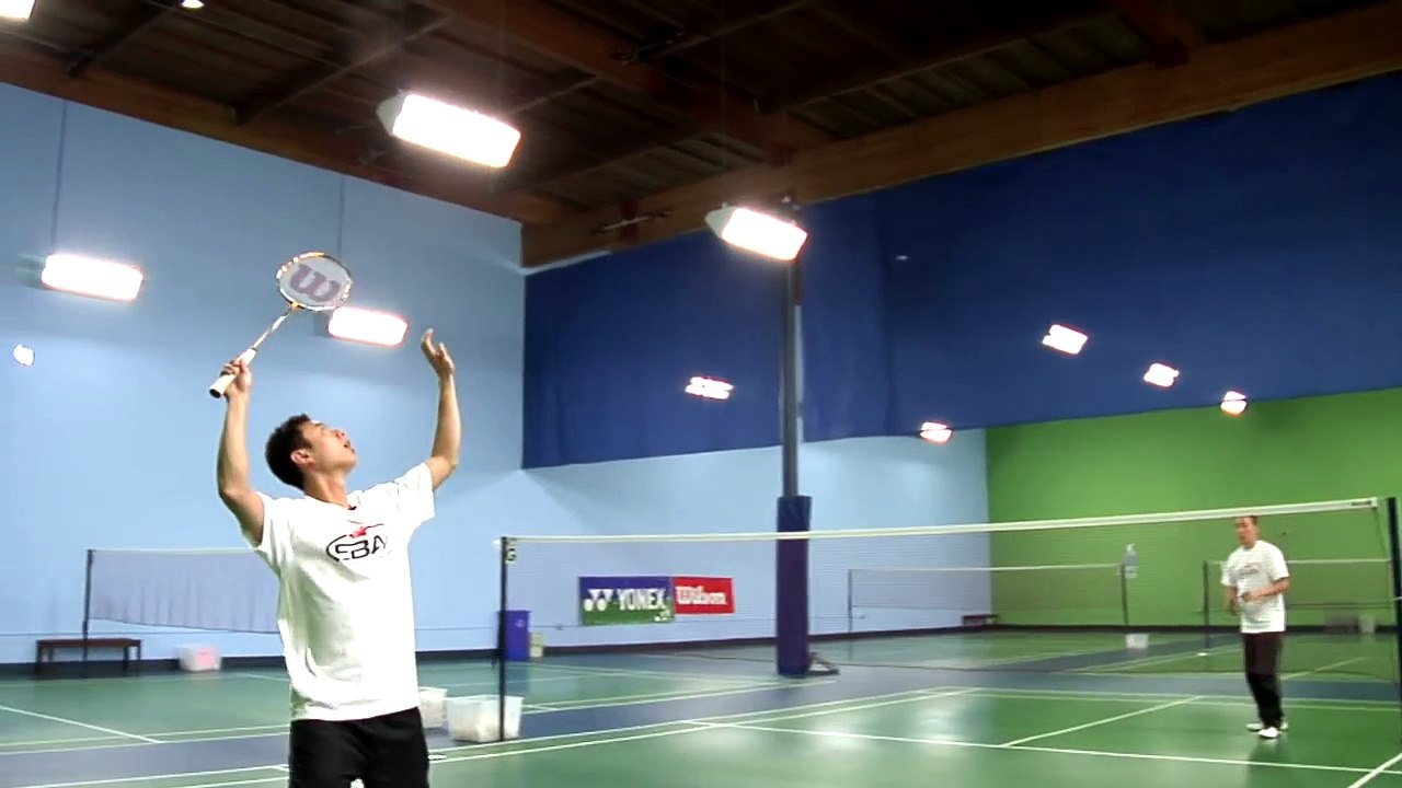 How to Hit a Smash Shot in Badminton  - Badminton-BnnYw0Q6YO0