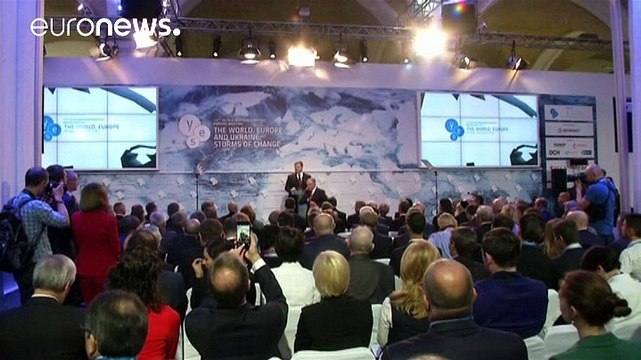 اوکراین از روسیه خواست که اجازه بدهد آتش بس در شرق اوکراین برقرار شود